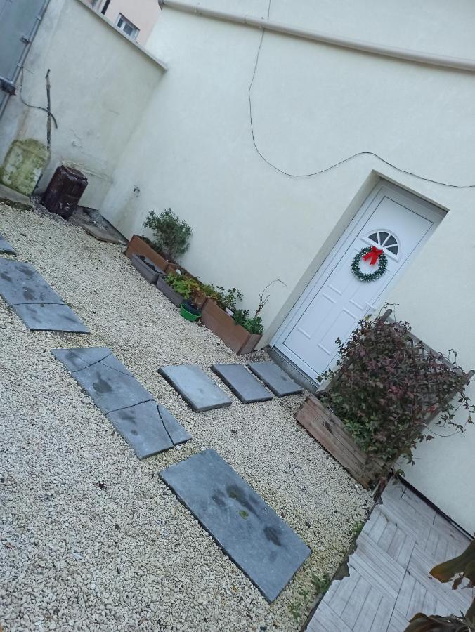 La Tranquillite Villa Vaujours Luaran gambar